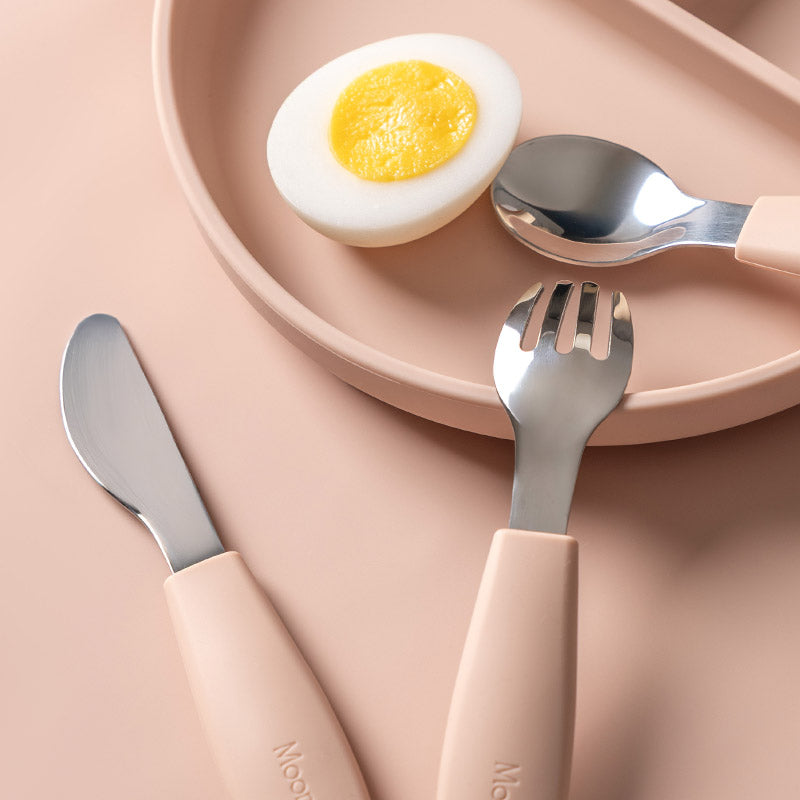 طقم أدوات مائدة كلاسيكي