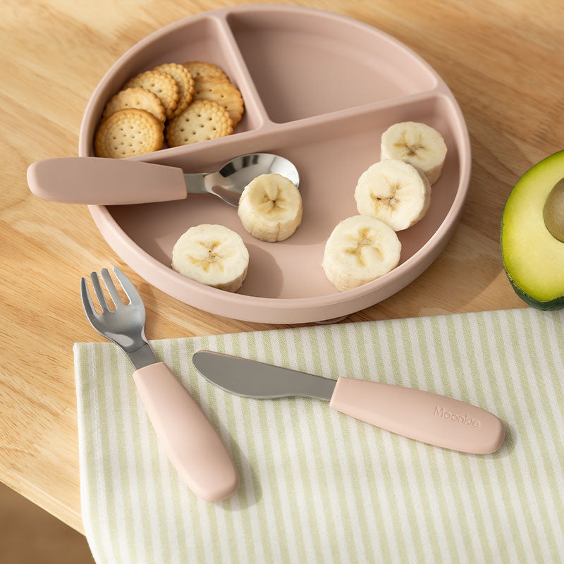 طقم أدوات مائدة كلاسيكي