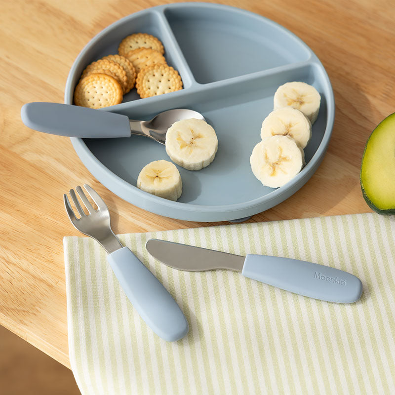 طقم أدوات مائدة كلاسيكي