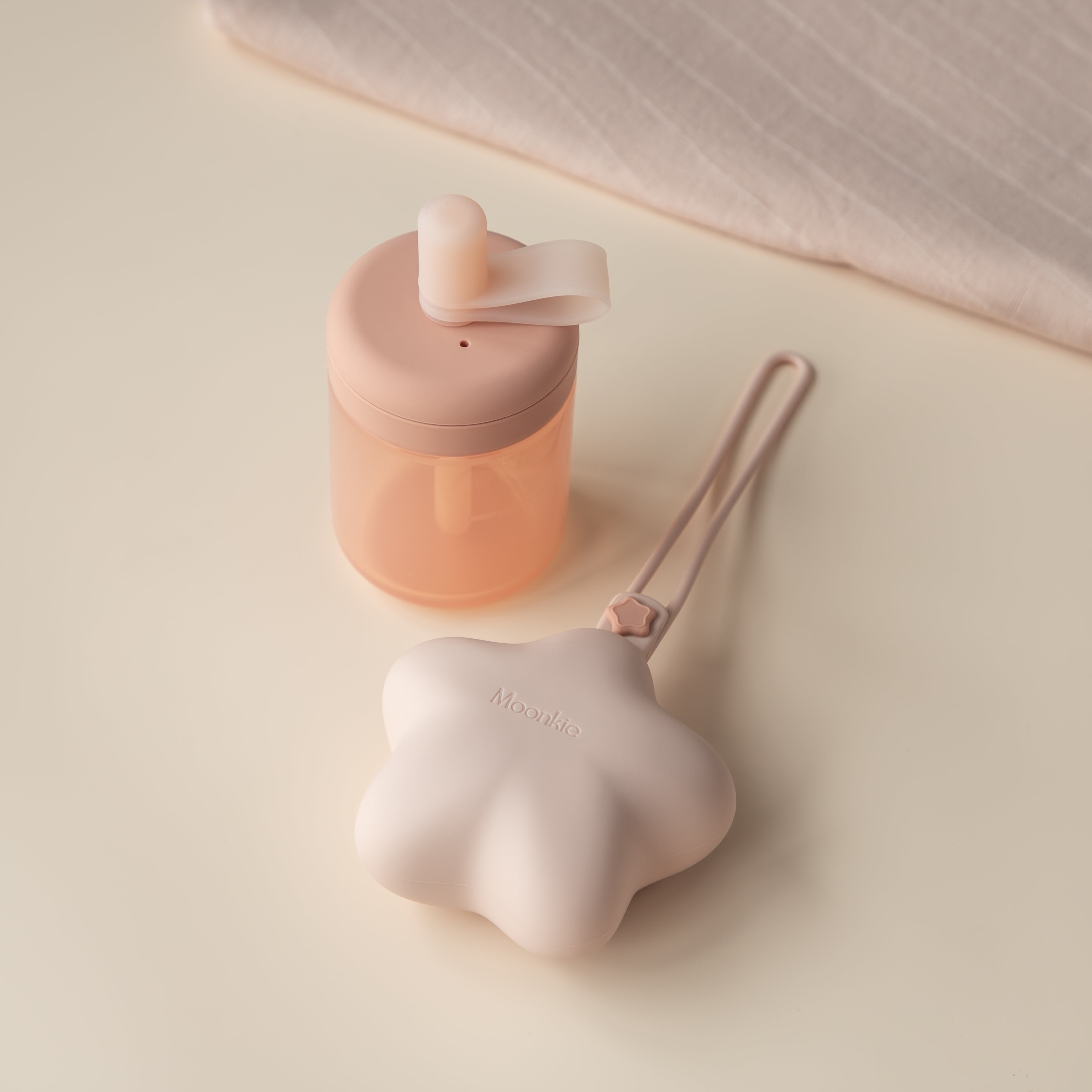 Moonkie-ar-طقم هدايا أثناء التنقل(أحمر خدود)-5