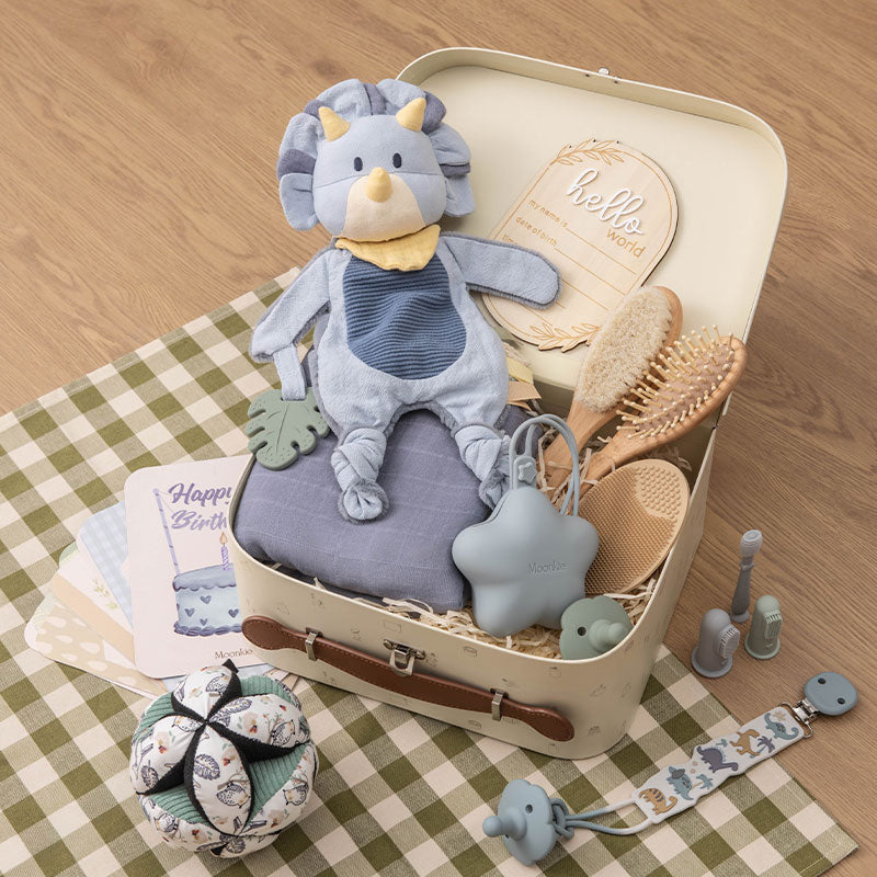 طقم المولود الجديد "اللحظات الأولى" (بلون الأزرق الناعم)