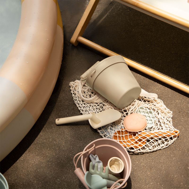 Moonkie-ar-طقم ألعاب شاطئ سيليكون (لون بيج)-3