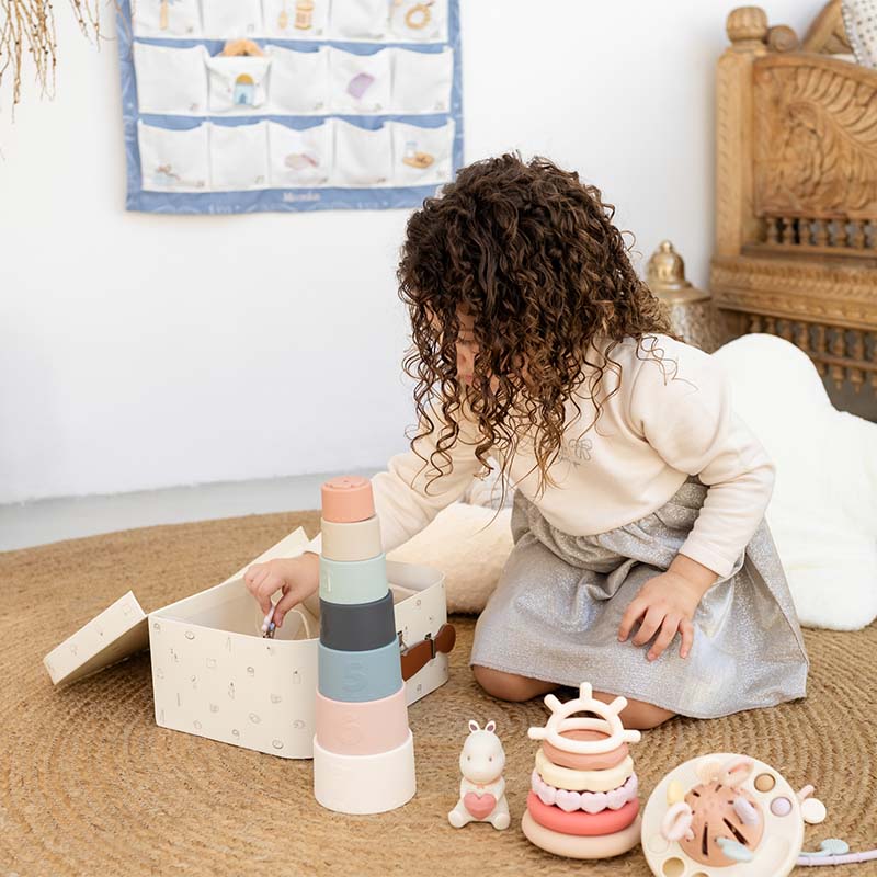 مجموعة هدايا وقت اللعب المطوّرة (تورد ناعم)