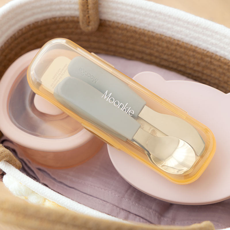 طقم أدوات مائدة كلاسيكي